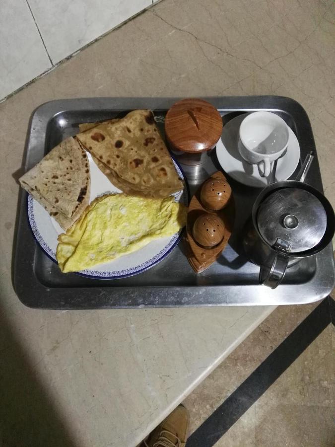 Khyber Inn Islamabad Eksteriør billede