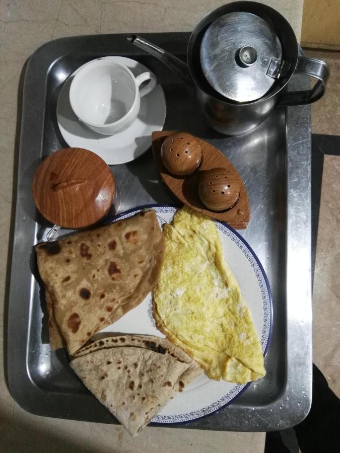 Khyber Inn Islamabad Eksteriør billede