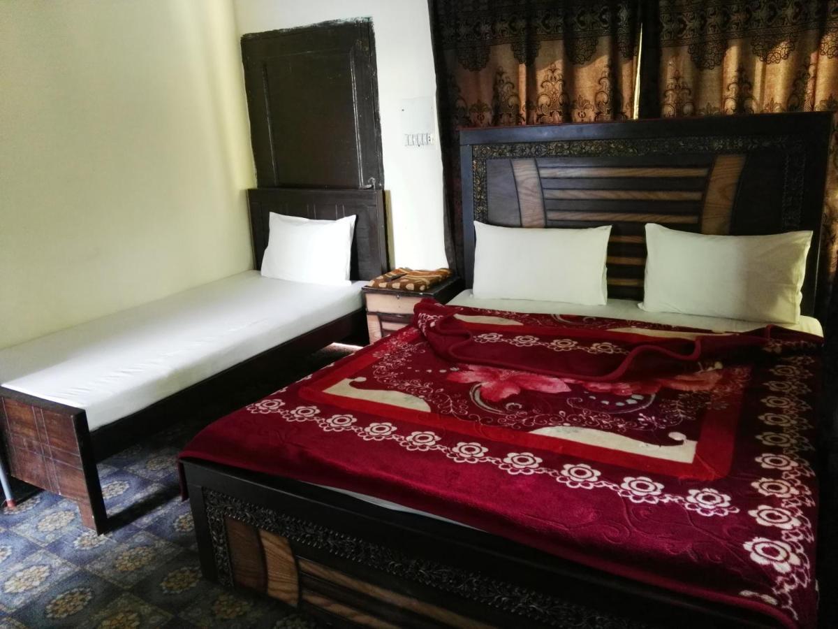 Khyber Inn Islamabad Eksteriør billede