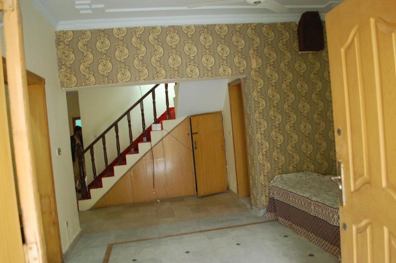 Khyber Inn Islamabad Eksteriør billede