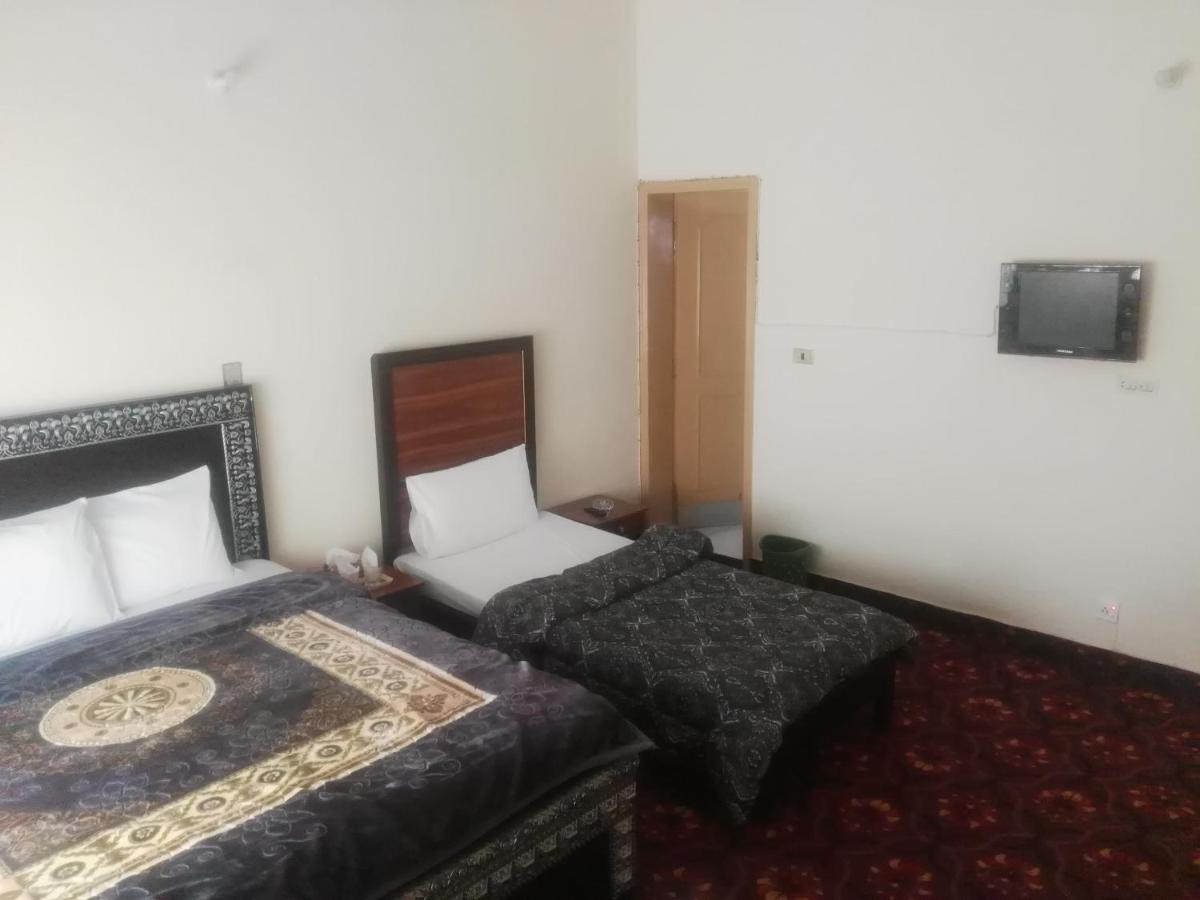 Khyber Inn Islamabad Eksteriør billede